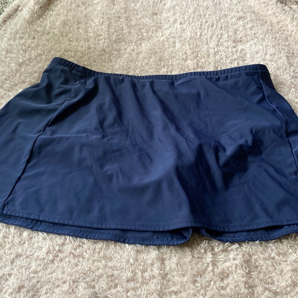 Penbrooke Plus Size designer swimsuit SWIM skirt cover up shorts 26W Navy